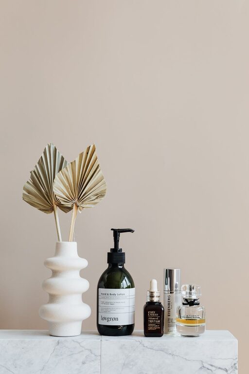 How to Create a Minimalist Bathroom Setup for a Clean, Calm Space